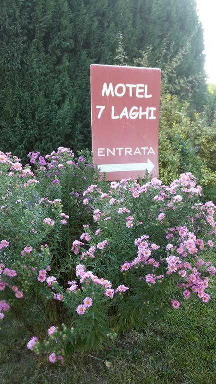 Motel 7 Laghi Castelletto Di Branduzzo Exterior foto